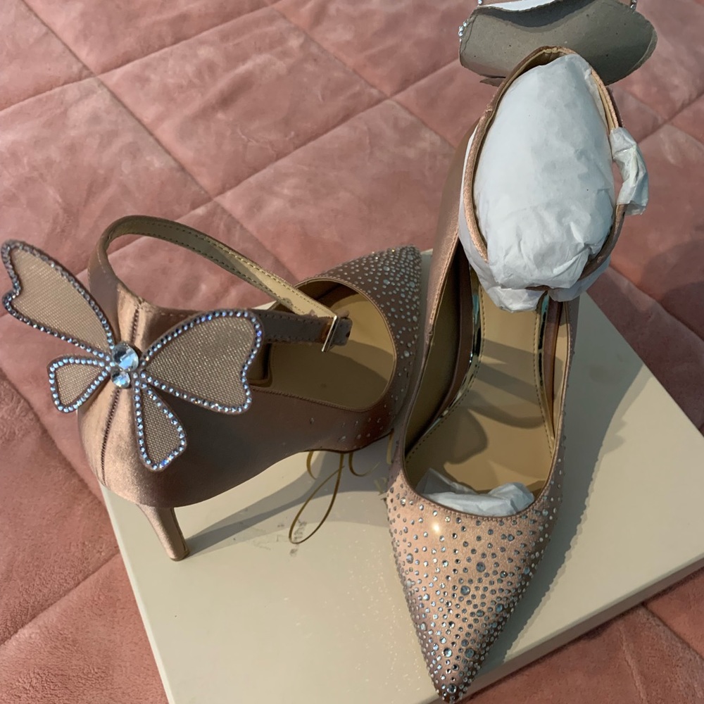 Badgley Mischka Kami pumps